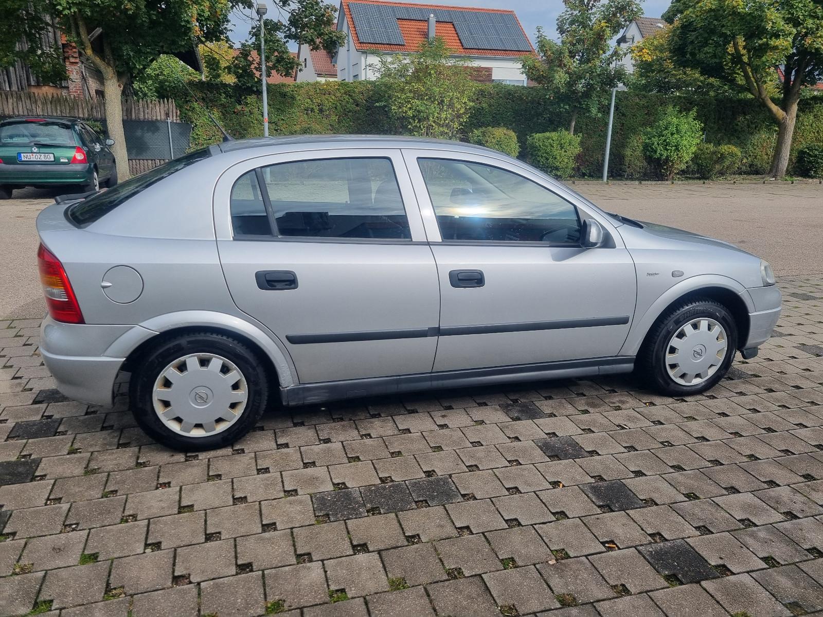 Opel Astra 1.6 Elegance