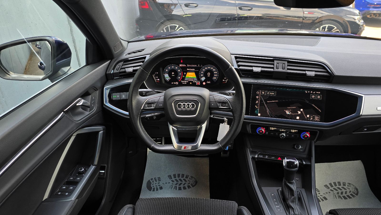 Audi Q3 45 TFSI e S tronic 3 x S line Sportback foto 10