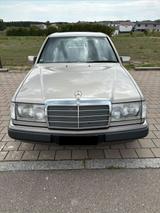 Mercedes-Benz Mercedes Benz w124 230e - Mercedes-Benz 230: W124 230e