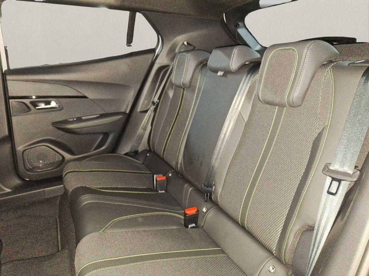 Peugeot 2008 - Bild 13