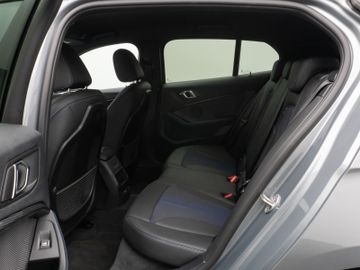 Fahrzeugabbildung BMW 120d Aut. M Sport DAB HiFi CockPitPro PDC LED