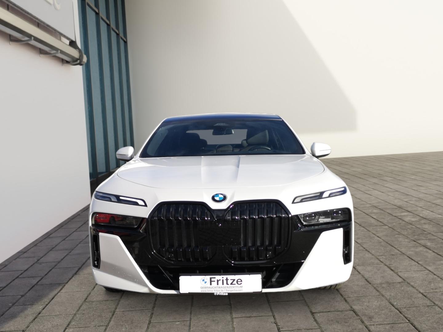 BMW 740 d xDr. M-Sport LED+LEDER+PANO+STANDHEI.+AHZV