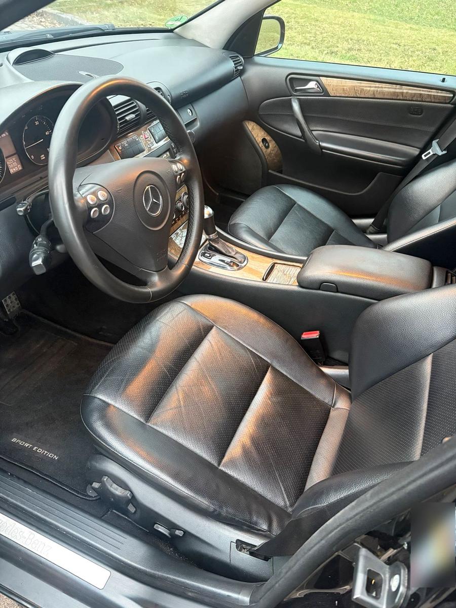 Mercedes-Benz C220 2006 — photo 7