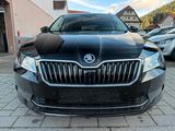Skoda Superb Combi L&K 4x4 *Leder, Bi-Xeno & Kamera* - gebrauchte Kombis