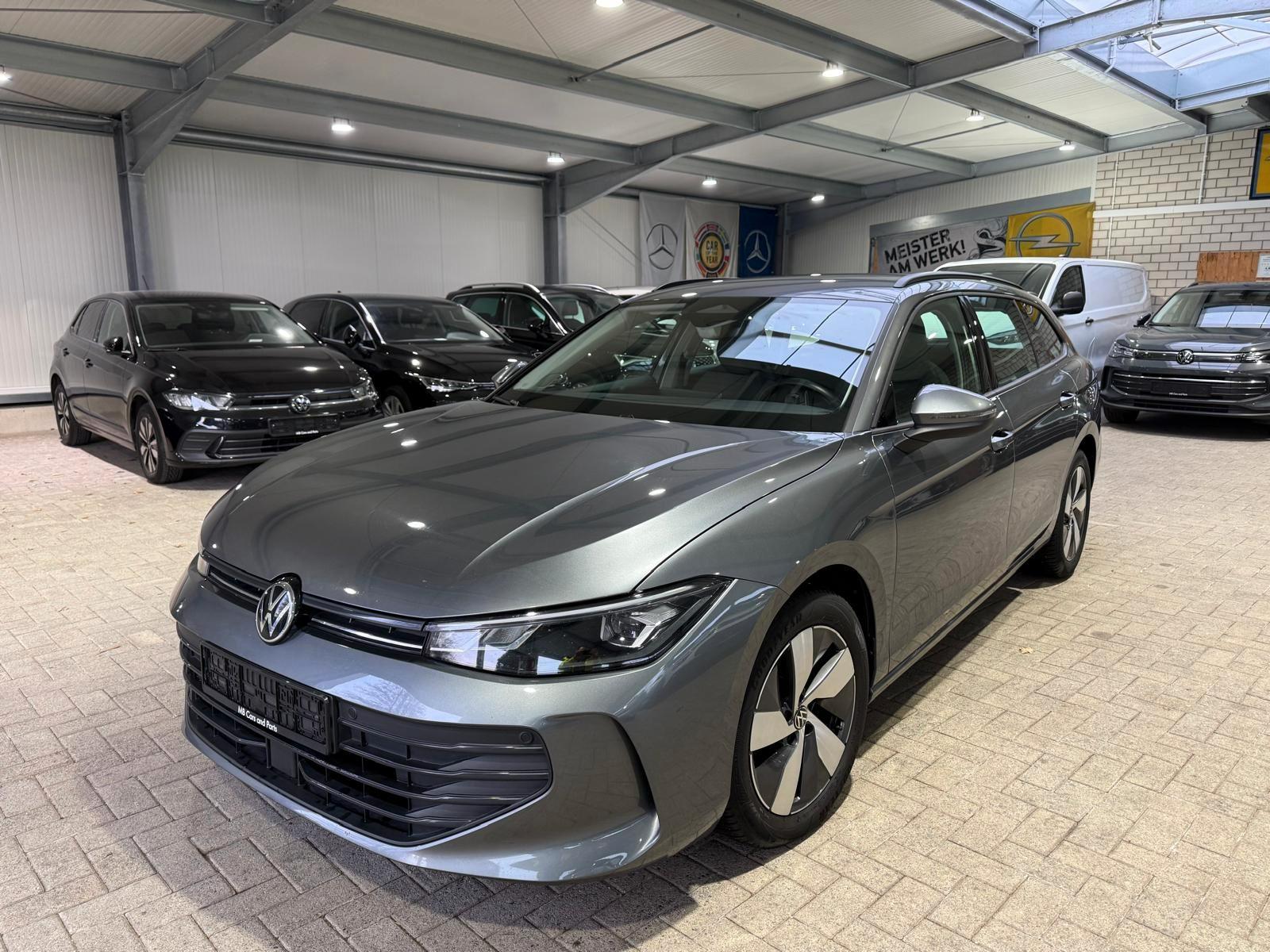 Volkswagen Passat Variant 1.5 eTSI DSG LED ACC RFK LHZ SHZ
