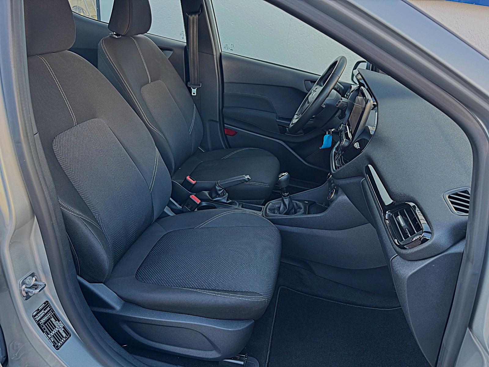 Ford Fiesta Cool & Connect 5-türig (viele Extras)