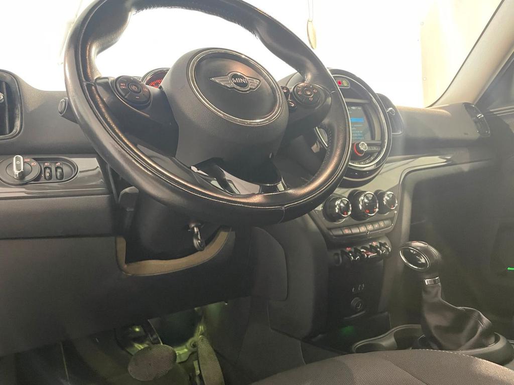 MINI Cooper D Countryman
