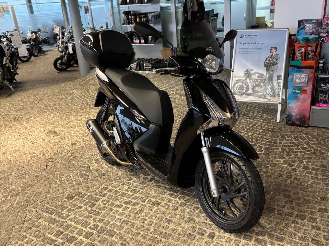 Fahrzeugabbildung Honda SH 125 i sehr gepflegt,