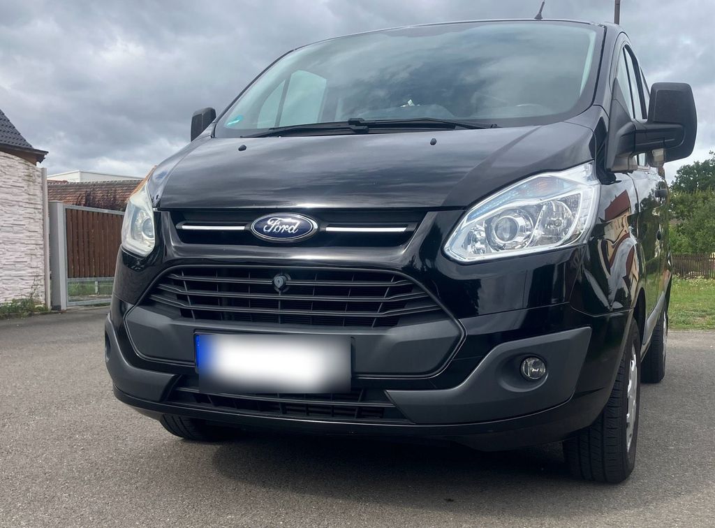 Image of Ford Transit Custom