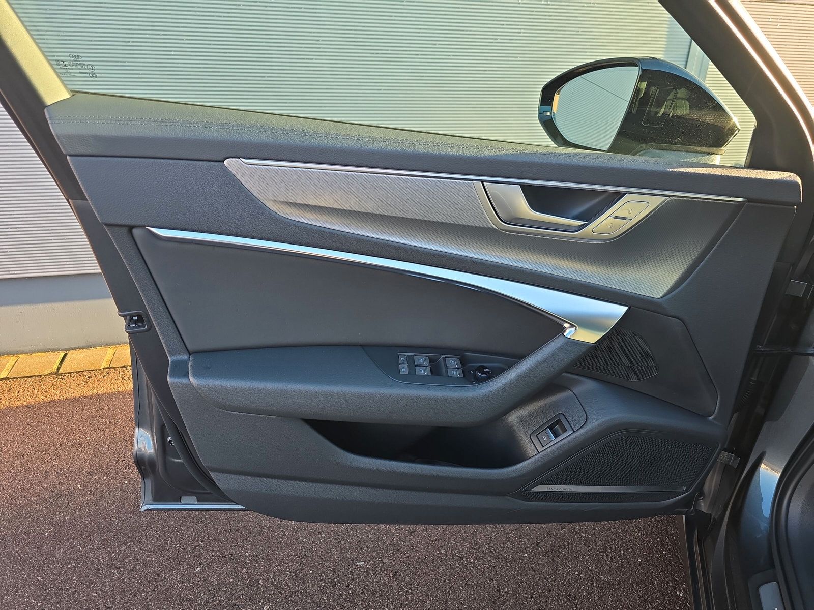 Fahrzeugabbildung Audi A6 Limousine 50 TDI qu S line PANO STANDHZG B&O