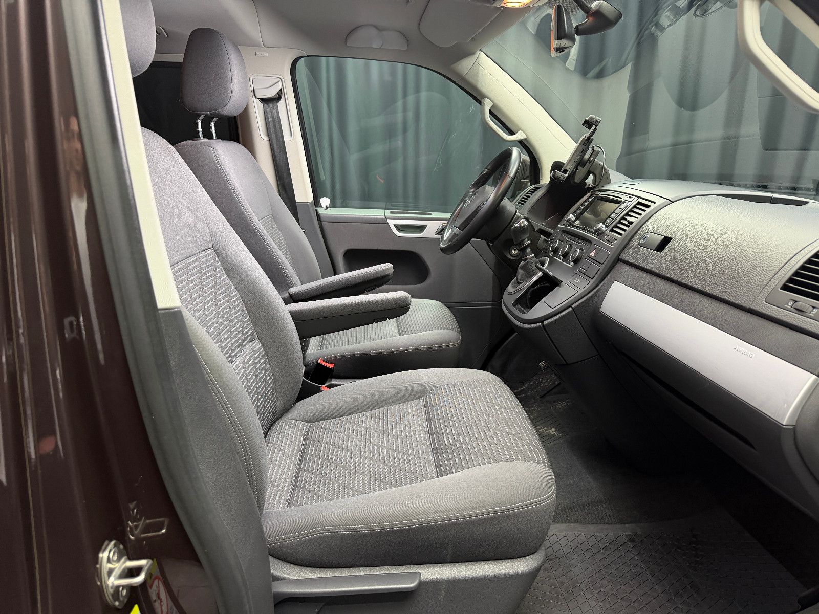 Fahrzeugabbildung Volkswagen Volkswagen T5 Multivan Comfortline 4Motion