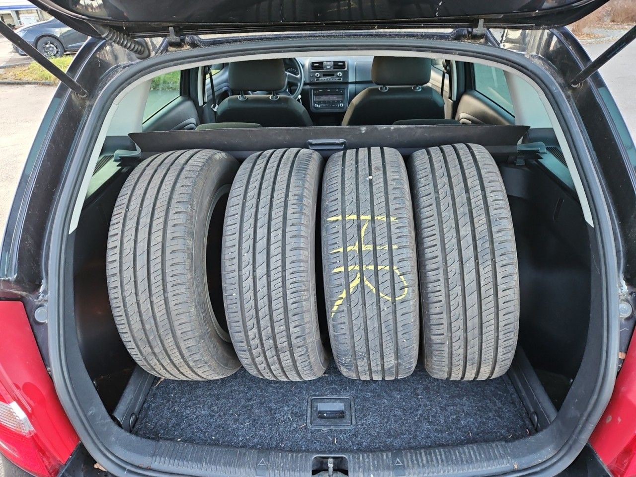 Fahrzeugabbildung SKODA Fabia Combi Family 1.2 TSI KLIMAAUT./SHZ/AHK