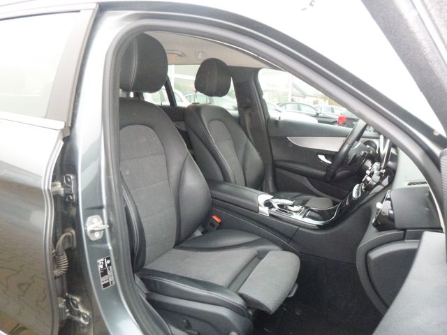 Fahrzeugabbildung Mercedes-Benz C 220d T-Modell Avantgarde>AUT/MATRIX/ACC/NAV<