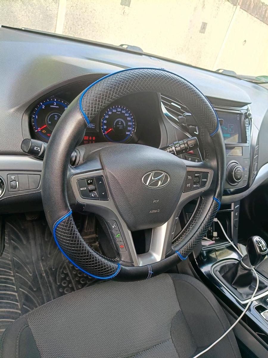 Hyundai i40 2013 — photo 8