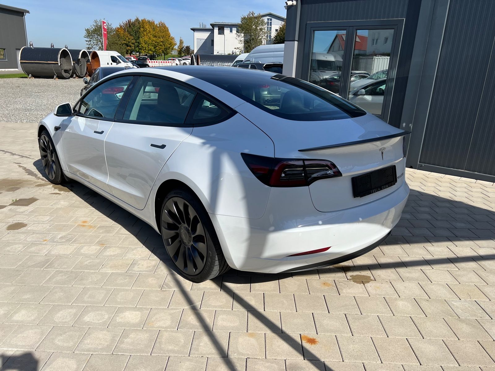 Tesla Mod. 3 Performance MwSt imagem 3
