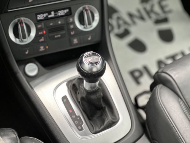 Audi Q3  2.0 TDI quattro S-LINE
