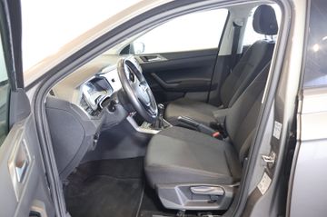 Volkswagen Polo VI 1.0 TSI Comfortline FRONT+NAVI+PDC