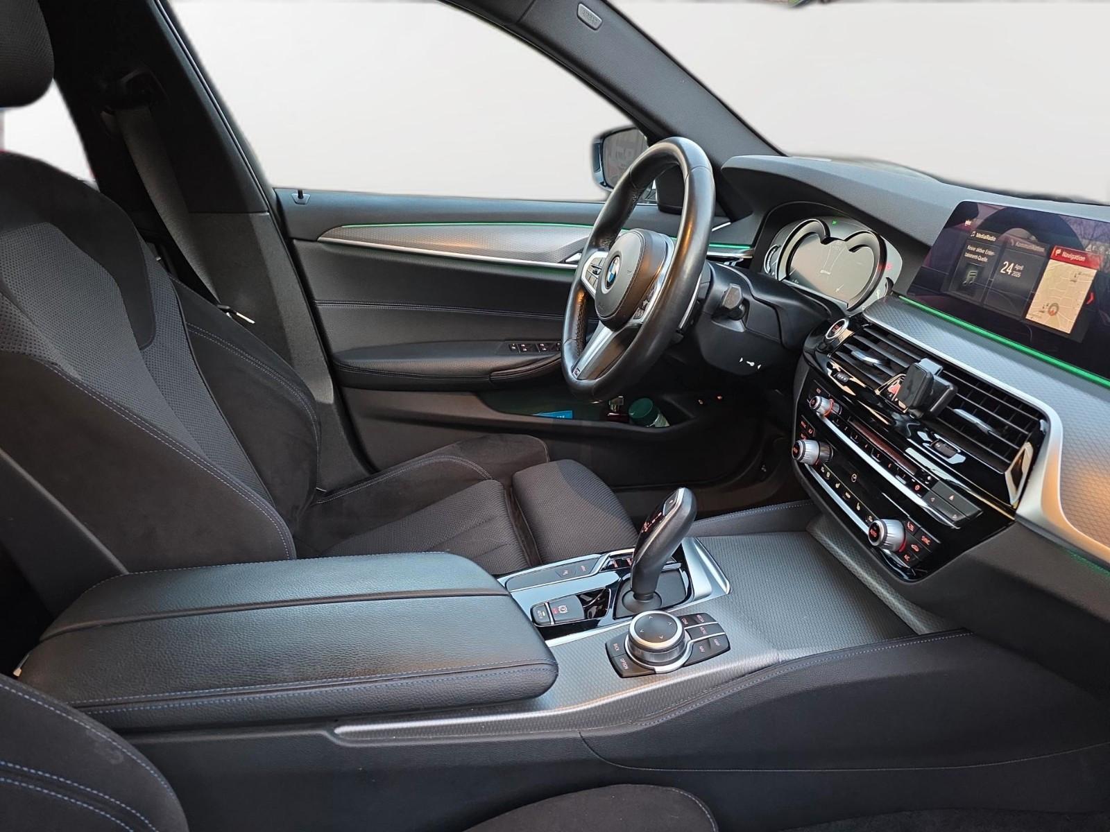 BMW 530e i Performance M Paket +8 Fach bereift+