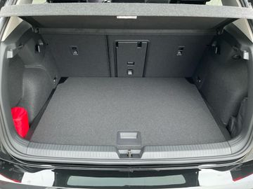 Volkswagen Golf - 8