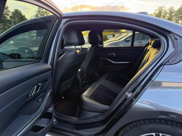 BMW 318 - 12