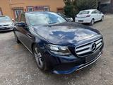 Mercedes-Benz E 200 d Autom. - blaue Mercedes-Benz E 200