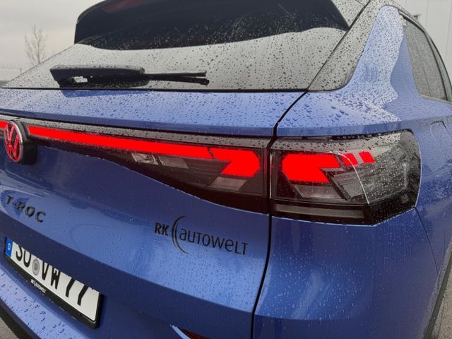 T-Roc R-Line 1.5 l eTSI Navi Area View Apple Car