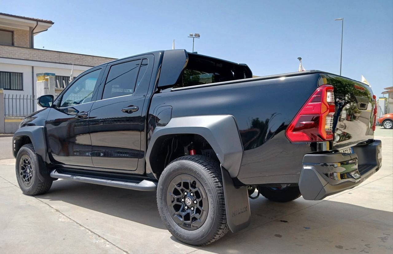 Toyota HiLux GR Sport II 2.800 D-4D 204cv A/T 4W imagem 2