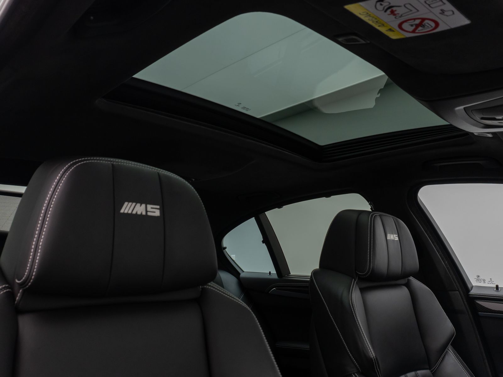 Fahrzeugabbildung BMW M5 Competition Edition 1/200 360°HUD B&O SoftCl