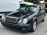 Mercedes-Benz CLK 200 ELEGANCE Facelift*SHZ*Vollleder*Elk.Sitz - Mercedes-Benz aus 2000: Coupé, Clk