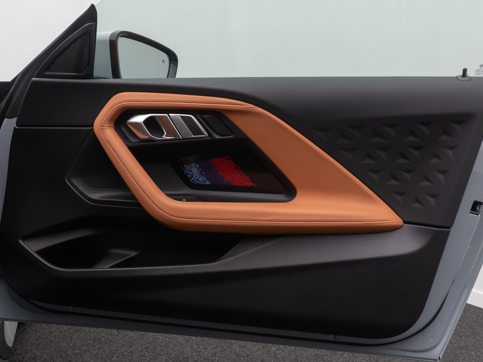 Fahrzeugabbildung BMW 220i Coup&eacute; M Sport Alarm DAB HiFi Kamera 19Zoll