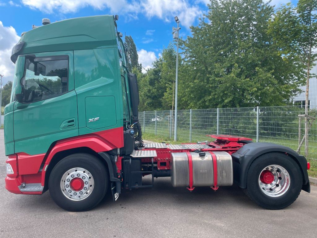 Fahrzeugabbildung DAF FT XF 530 NGD PXP 4x4