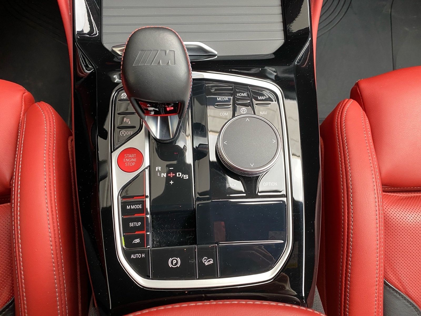 BMW X3 M Competition HUD Pano DA H K 21´´ AHK foto 14