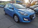 Hyundai i30 blue Trend/Kamera/Navi/1.Hand/LED/wenig km! - Hyundai i30 Gebrauchtwagen in Erfurt