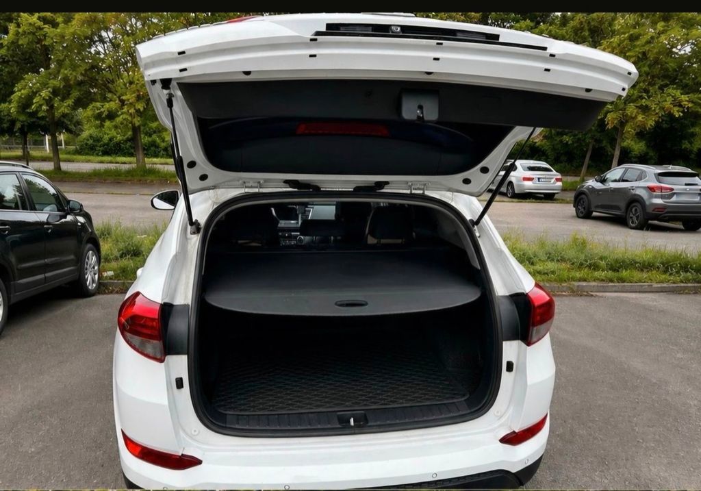 Image of Hyundai TUCSON