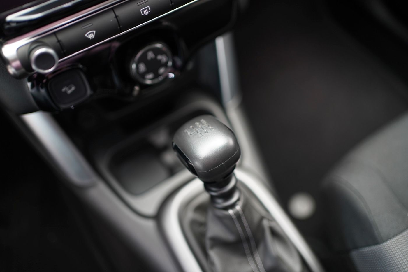 Fahrzeugabbildung Citroën C3 Aircross PureTech 110 Shine Schiebedach Navi