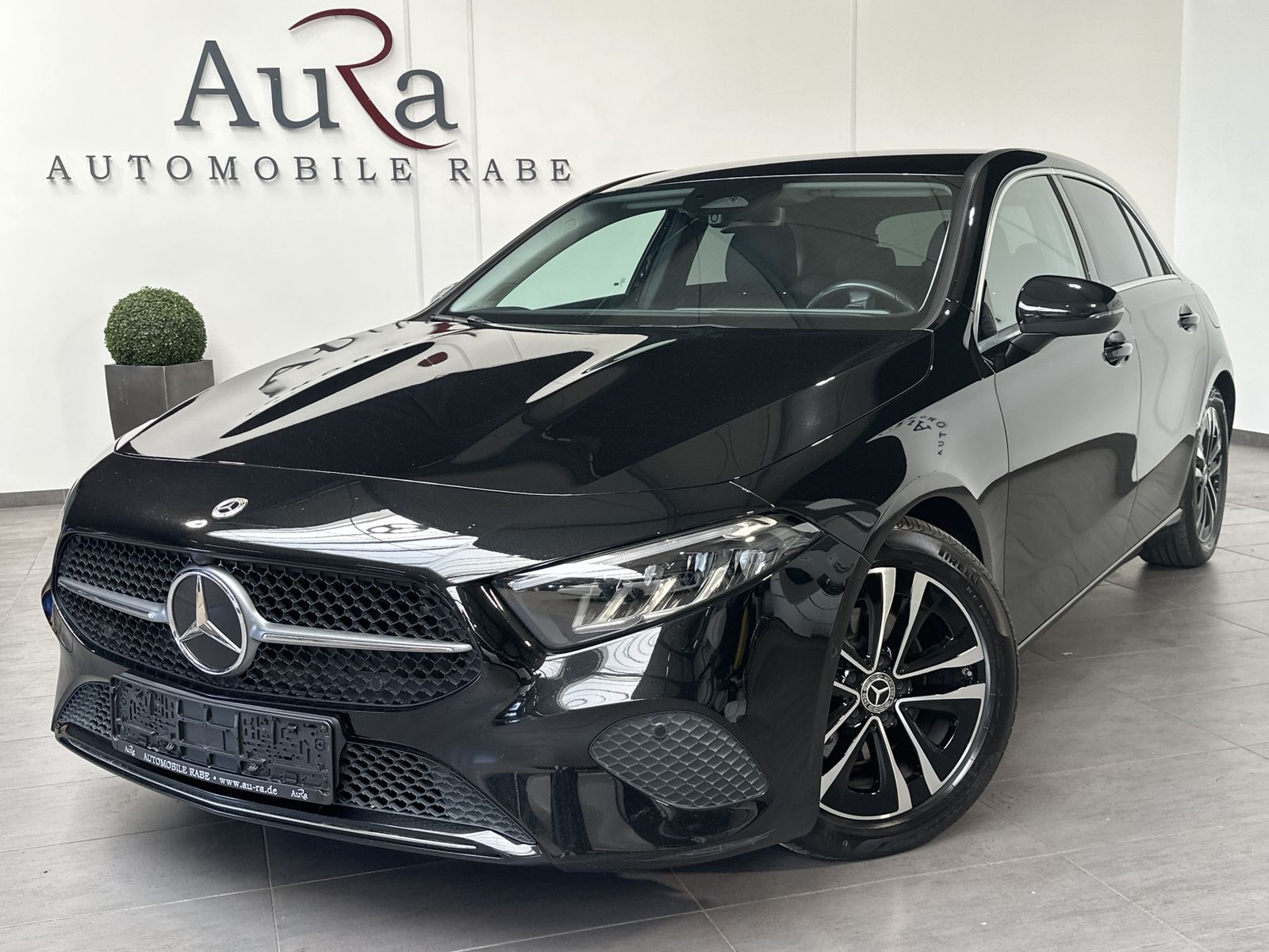 Fahrzeugabbildung Mercedes-Benz A 200d Progressive Advanced NAV+LED+KAM+AHK+WIDE
