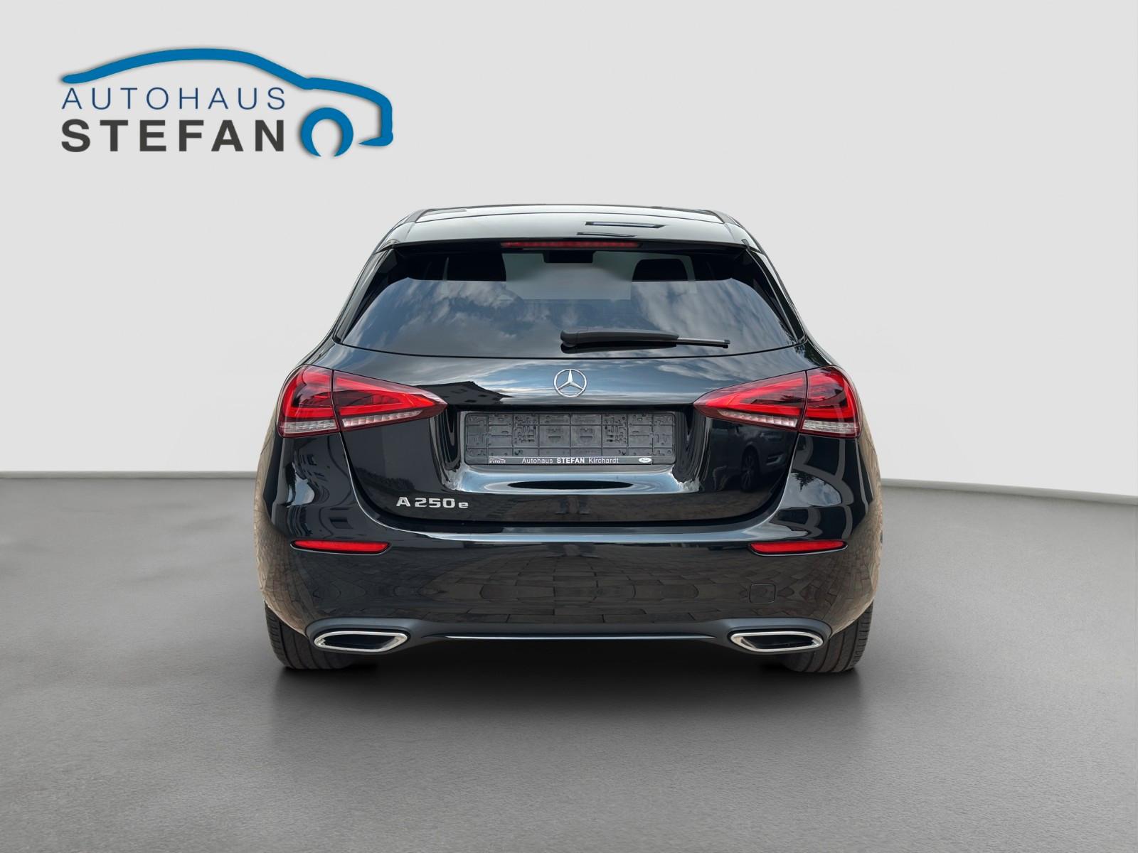 Mercedes-Benz A 250 e Progressive Night MultiBeam|Wide|DISTR.