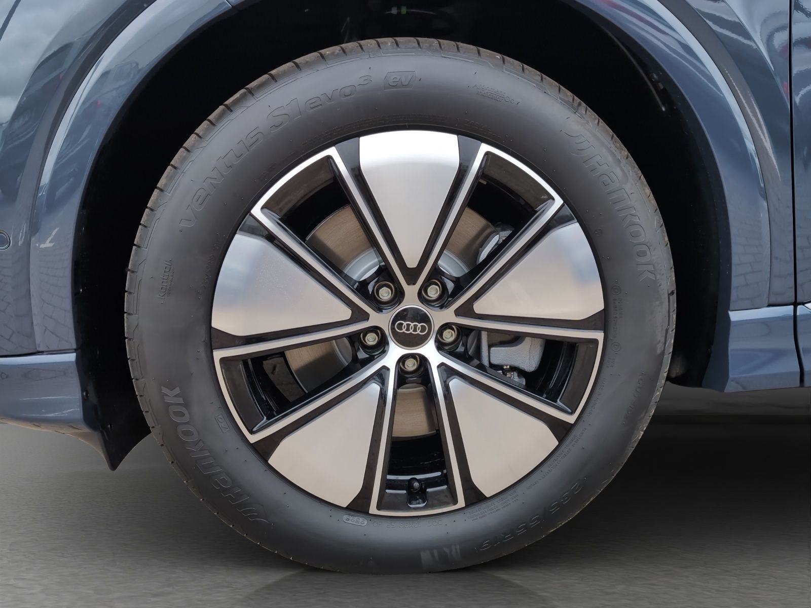 Audi Q4 e-tron - Bild 13