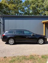Volkswagen Passat 1.5 TSI OPF DSG - - Volkswagen Passat: 1.5
