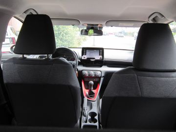 Toyota Yaris - 10