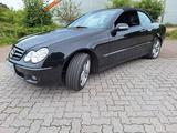 Mercedes-Benz 200 - Mercedes-Benz 200 mit 3 Türen