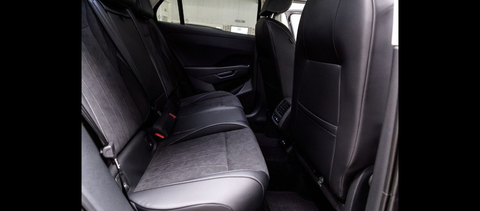 Volkswagen T-Roc - Bild 16