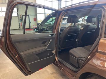 MYAUTOCENTER – Gebraucht- und Jahreswagen mit Werkstattservice in Pfaffenhofen Volkswagen Touran Comfortline BMTStart-Stopp *7-Sitzer*TÜV