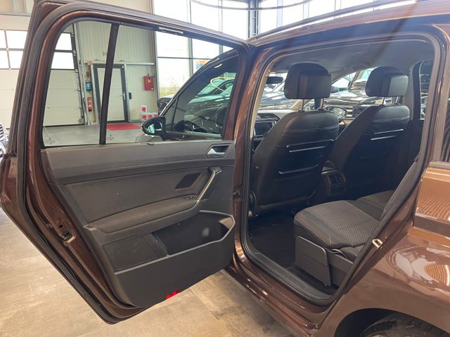 MYAUTOCENTER – Gebraucht- und Jahreswagen mit Werkstattservice in Pfaffenhofen Volkswagen Touran Comfortline BMTStart-Stopp *7-Sitzer*TÜV