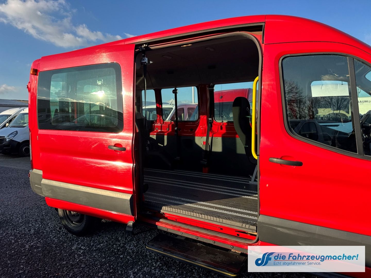 Fahrzeugabbildung Ford Transit Kombi 350 L3 Trend 2.0 TDCi DPF *3051*EX