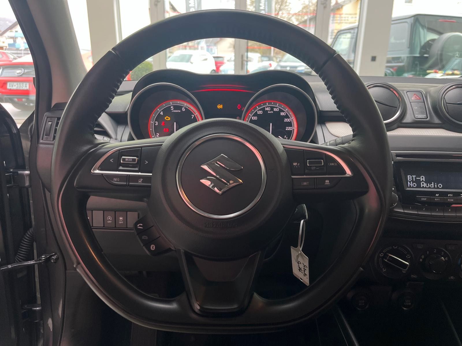Fahrzeugabbildung Suzuki Swift 1.2 Dualjet Club