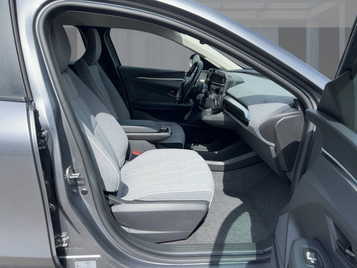 Renault Megane E-TECH - Bild 8
