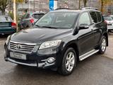 Toyota RAV 4 RAV4 Life - Toyota: Allradantrieb