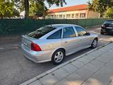 Opel Vectra 1.6 16V Edition 2000 Edition 2000 - gebrauchte Opel Vectra aus dem Jahr 2000
