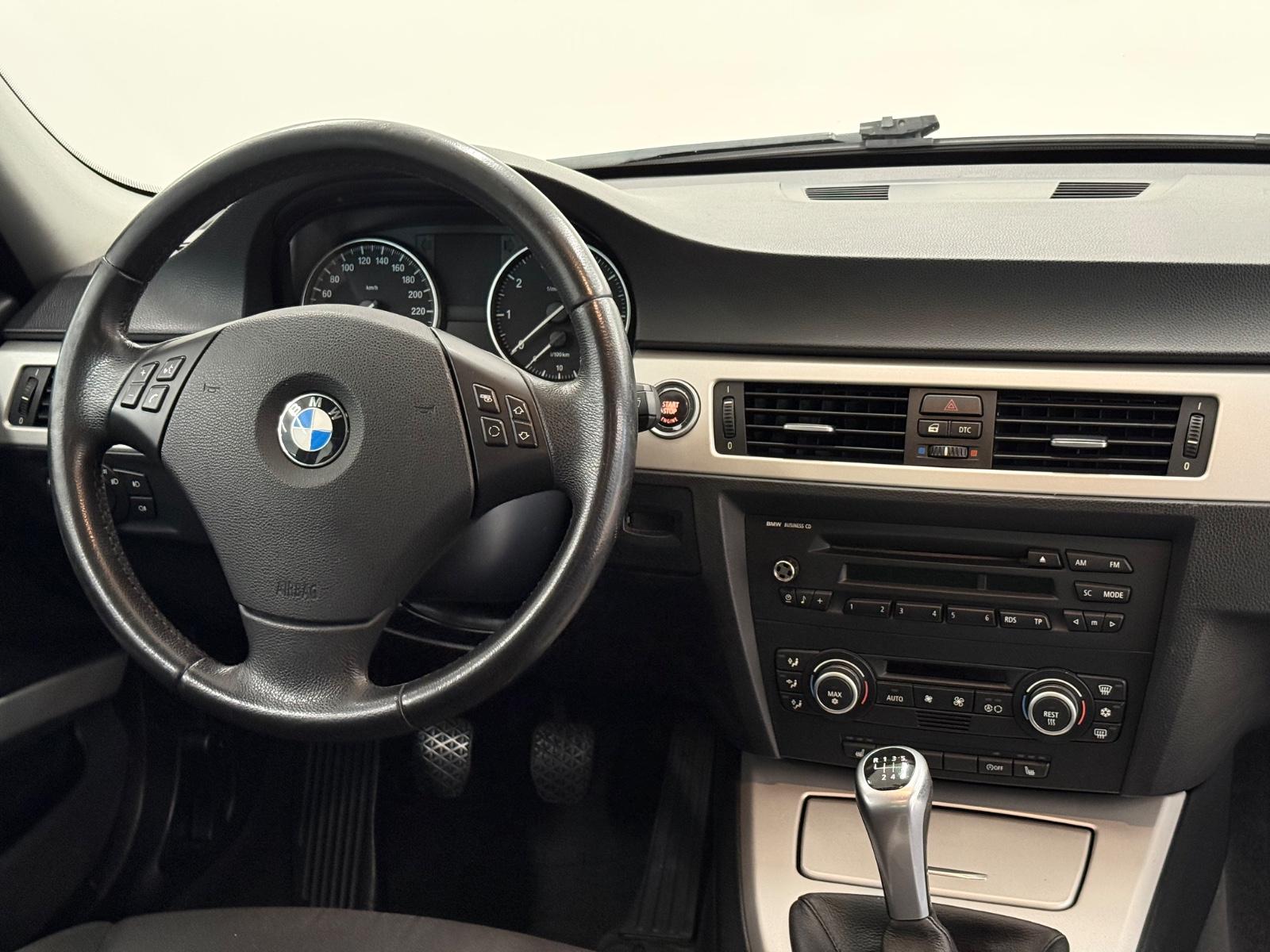 BMW 318 i Touring Klima SHZ 2 Hand